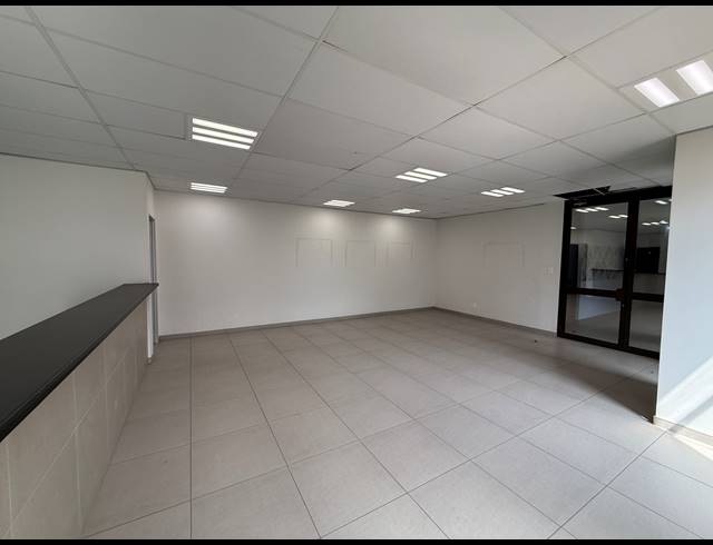 216M² OFFICE TO LET IN ROSEBANK